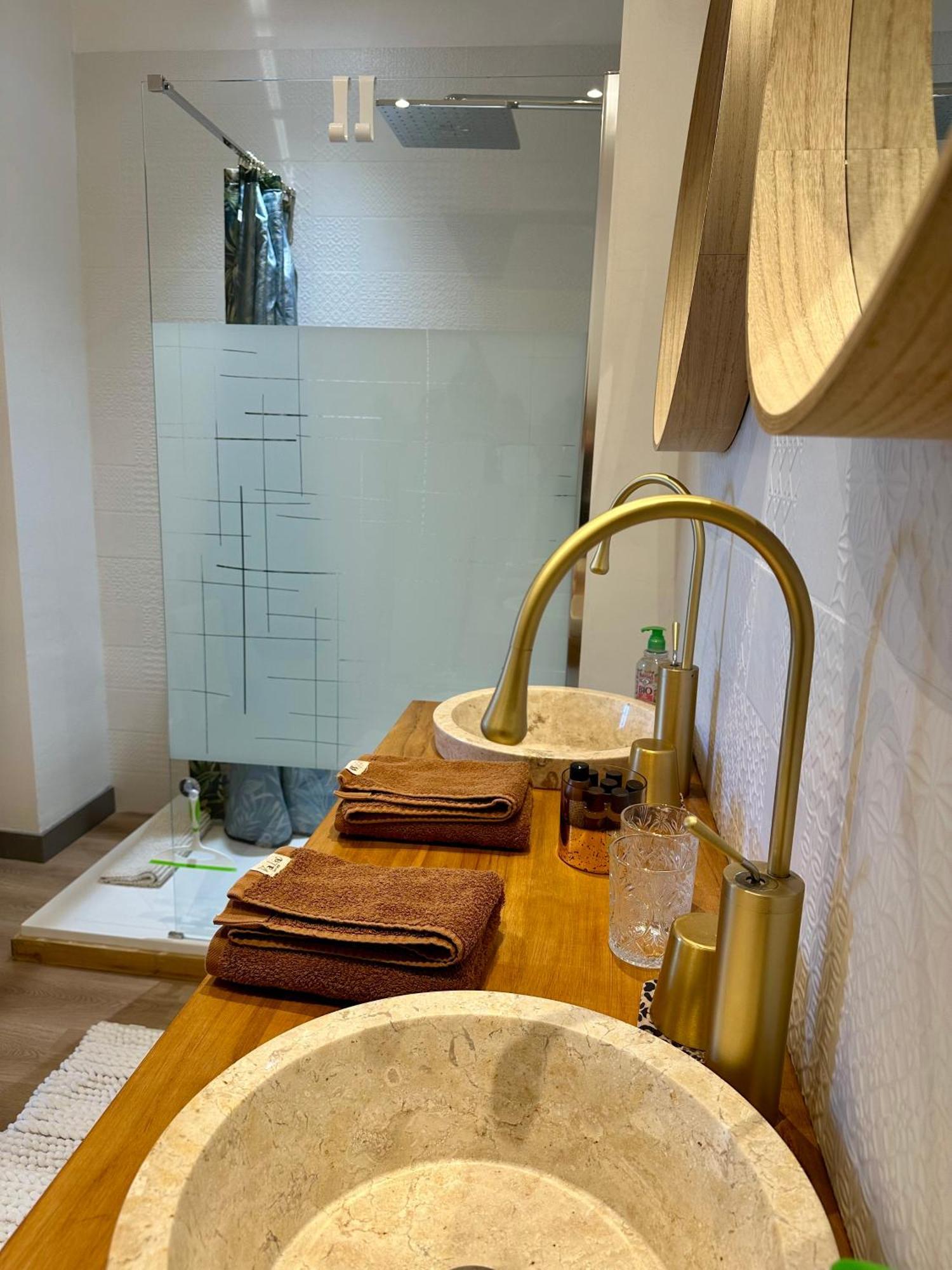 Coural' Chic Appartement Narbonne Buitenkant foto